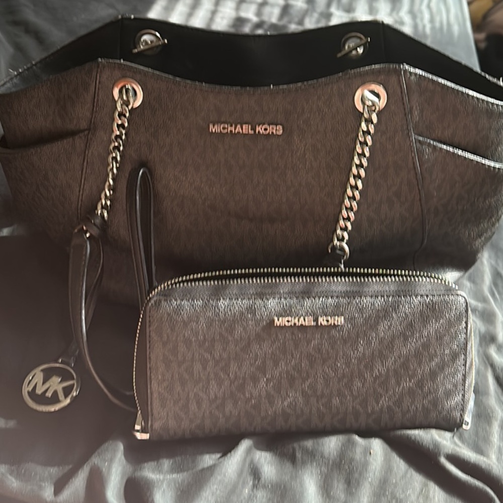 Michael Kors wallet and purse